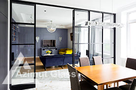 Стеклянные перегородки для гостиной